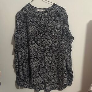 Dex Black and White Paisley Blouse